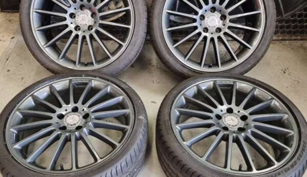 19" GENUINE MERCEDES AMG C63 ALLOY WHEELS / TYRES