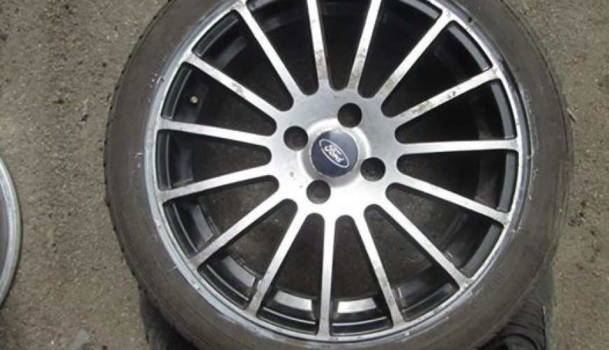 17" FORD MULTISPOKE ALLOY WHEELS SILVER / BLACK 4 X 108 FITMENT