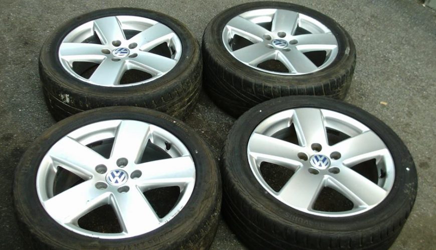 17" GENUINE VOLKSWAGEN ALLOY WHEELS / TYRES - T4