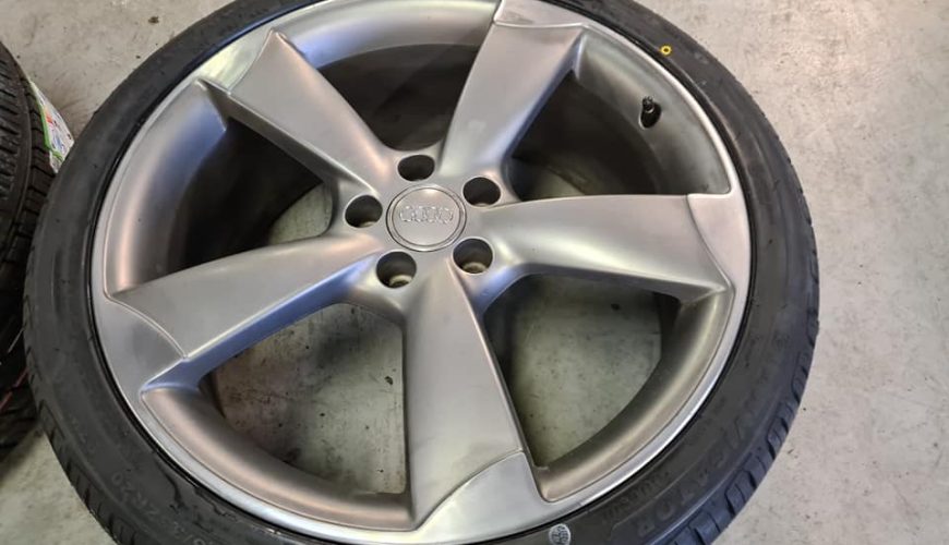 20" GENUINE AUDI ROTOR ALLOY WHEELS / NEW TYRES - Image 2