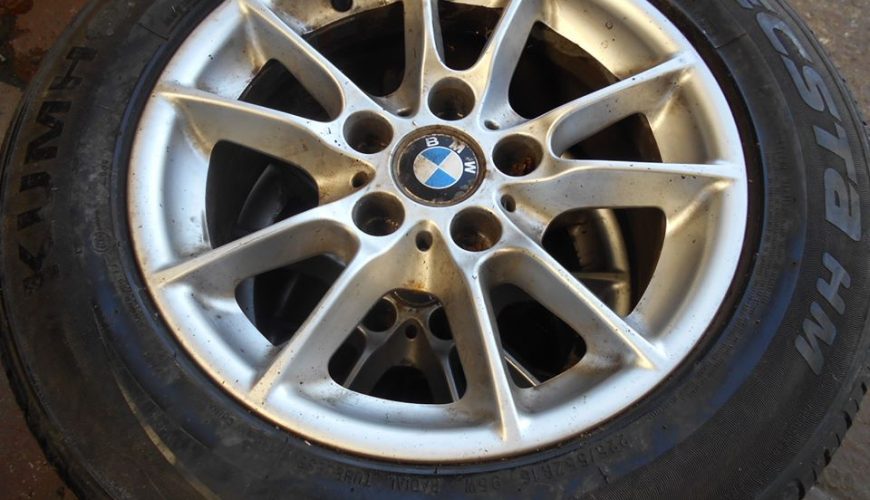 16" GENUINE BMW STYLE 50 ALLOY WHEELS / TYRES
