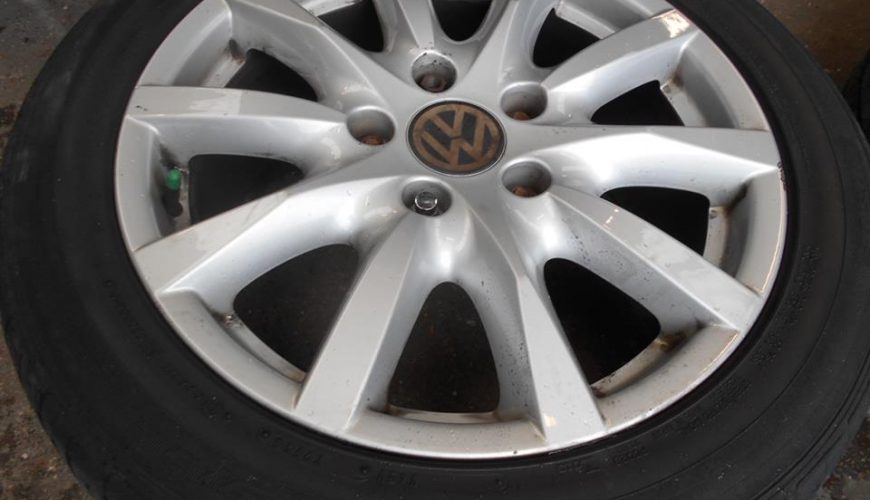 18" GENUINE PORSCHE BBS WHEELS / TYRES 5 X 130