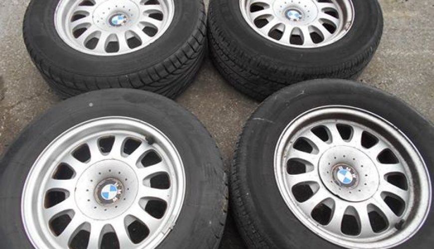 15" GENUINE BMW STYLE 31 ALLOY WHEELS / TYRES