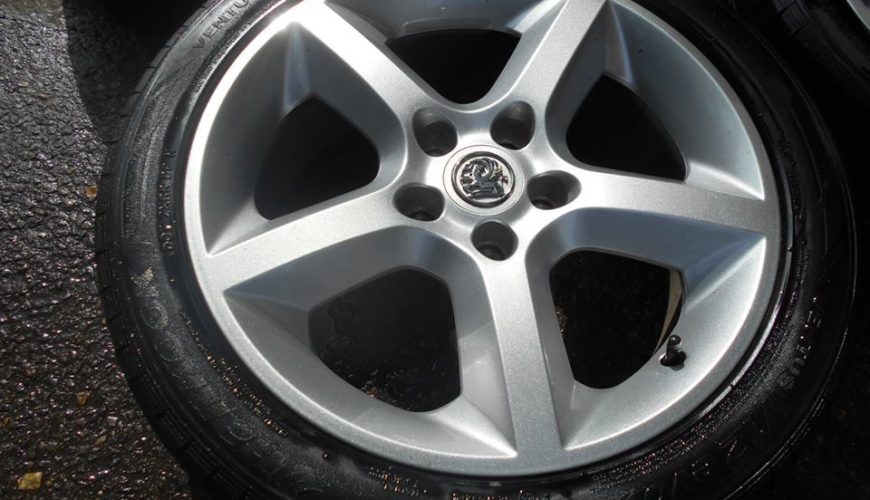 17" VAUXHALL ZAFIRA SRI ALLOY WHEELS / TYRES