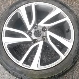 18" GENUINE SUBARU LEBORG WRX ALLOY WHEEL / TYRE