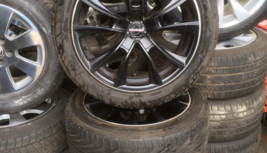 18″ VOLKSWAGEN T5 SCHMIDT GENESIS ALLOY WHEELS / TYRES