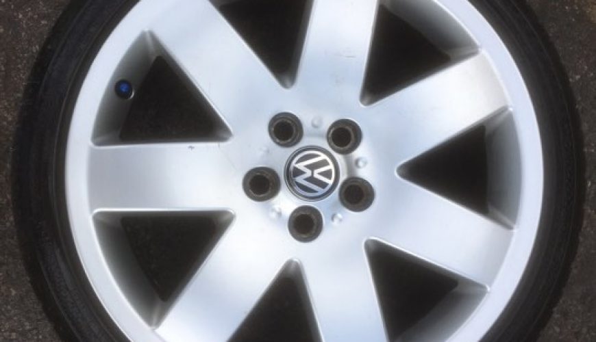 20" VOLKSWAGEN T5 ALLOY WHEELS / TYRES