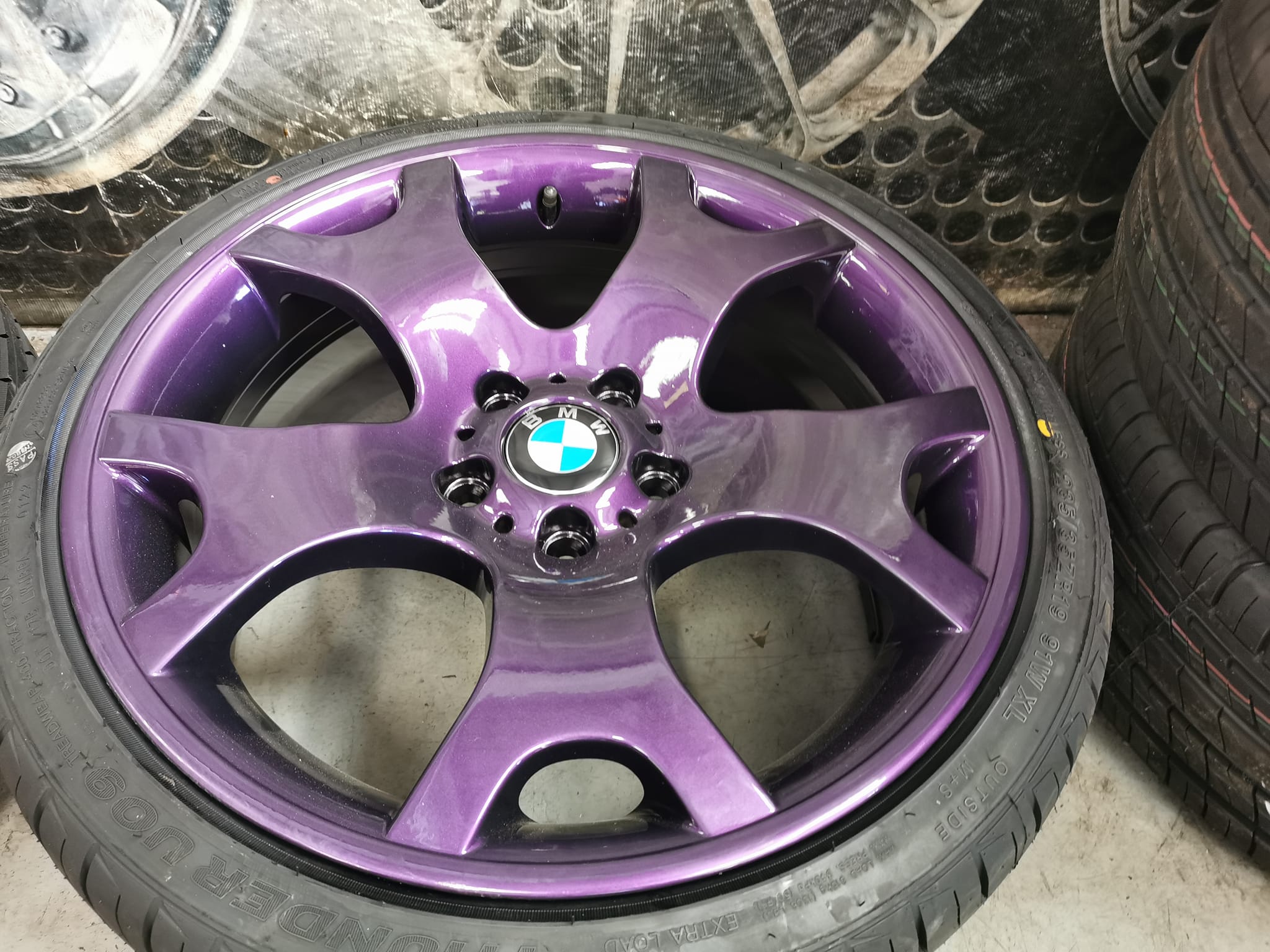 19" Genuine Bmw Tiger Claw Alloy Wheels / Tyres - Image 4