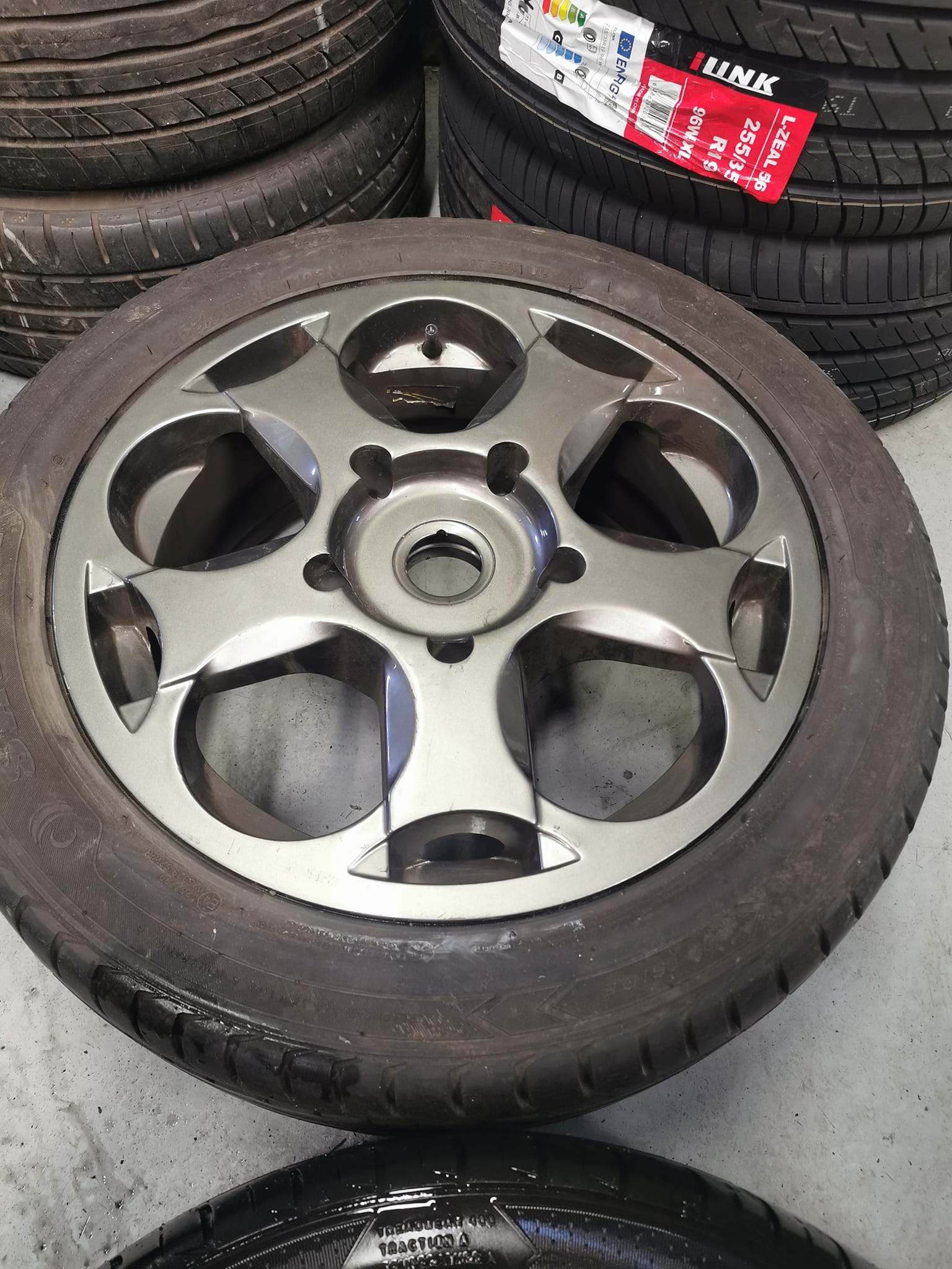 18" Ford Transit Lamborghini Style Alloy Wheels / Tyres - Image 2