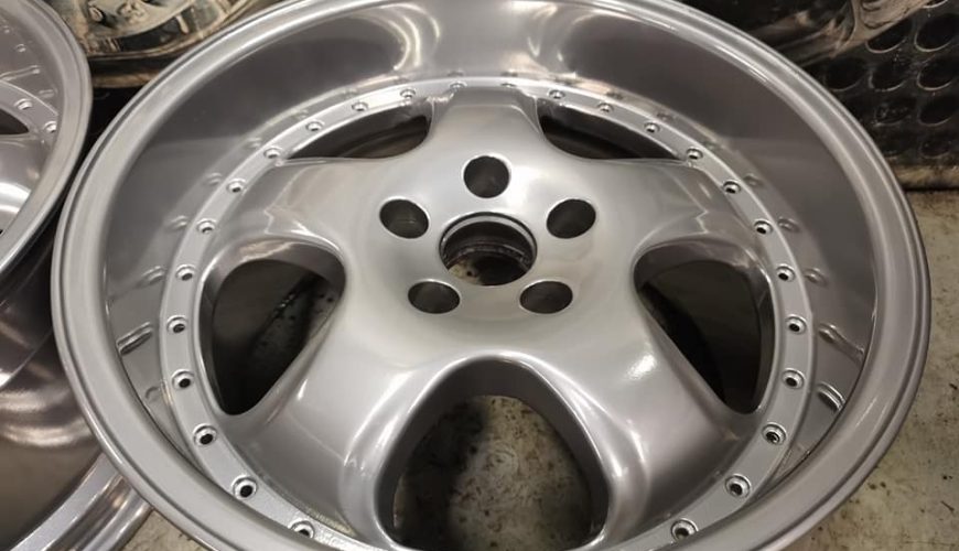 17" R H ALLOY STAGGERED ALLOY WHEELS – 5 X 112 FITMENT - Image 3