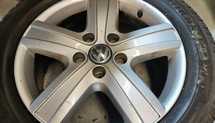 17" VOLKSWAGEN T5 THUNDER ALLOY WHEELS / TYRES