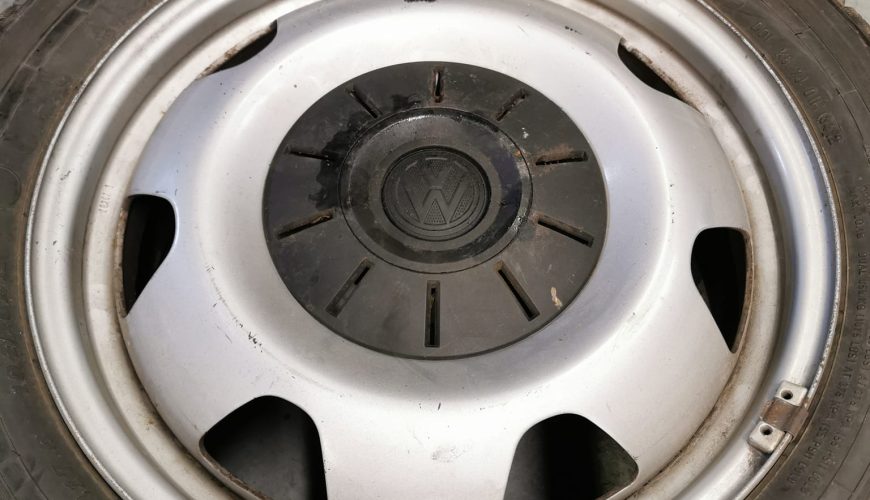 17" VOLKS WAGEN T5 GP STEEL WHEELS / WINTER TYRES - Image 2