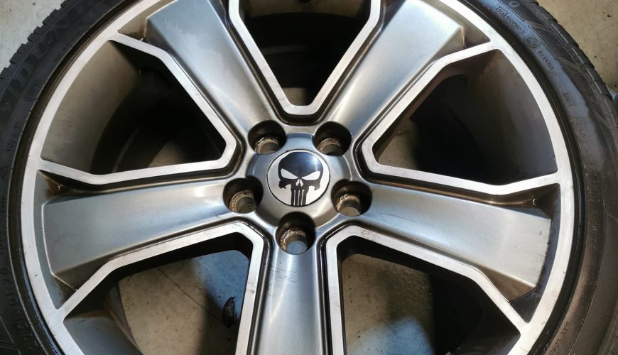 20" LAND ROVER STORMER ALLOY WHEELS / WINTER TYRES - Image 2
