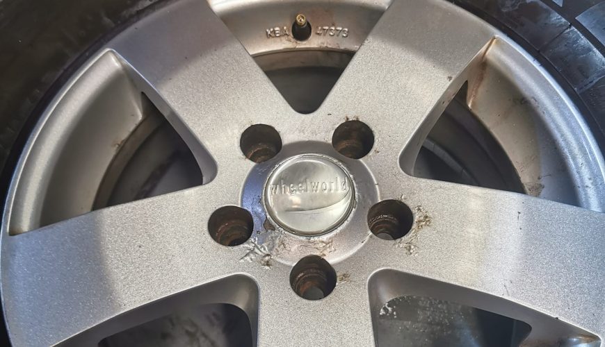 15" VOLKSWAGEN T4 ALLOY WHEELS / TYRES - Image 4