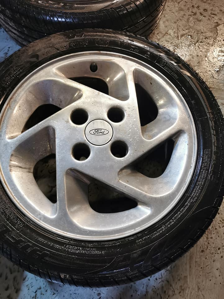 15" Genuine Ford RS Turbo Alloy Wheels / New Tyres - Image 2