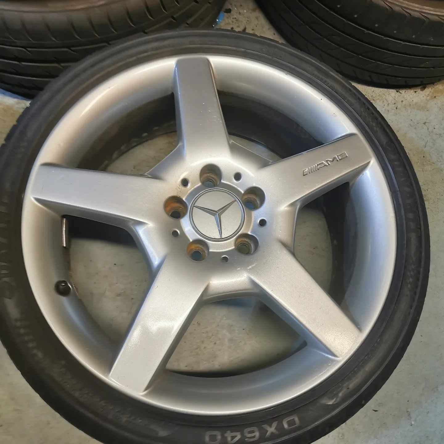 18" GENUINE AMG III MERCEDES ALLOY WHEELS / TYRES - Image 3