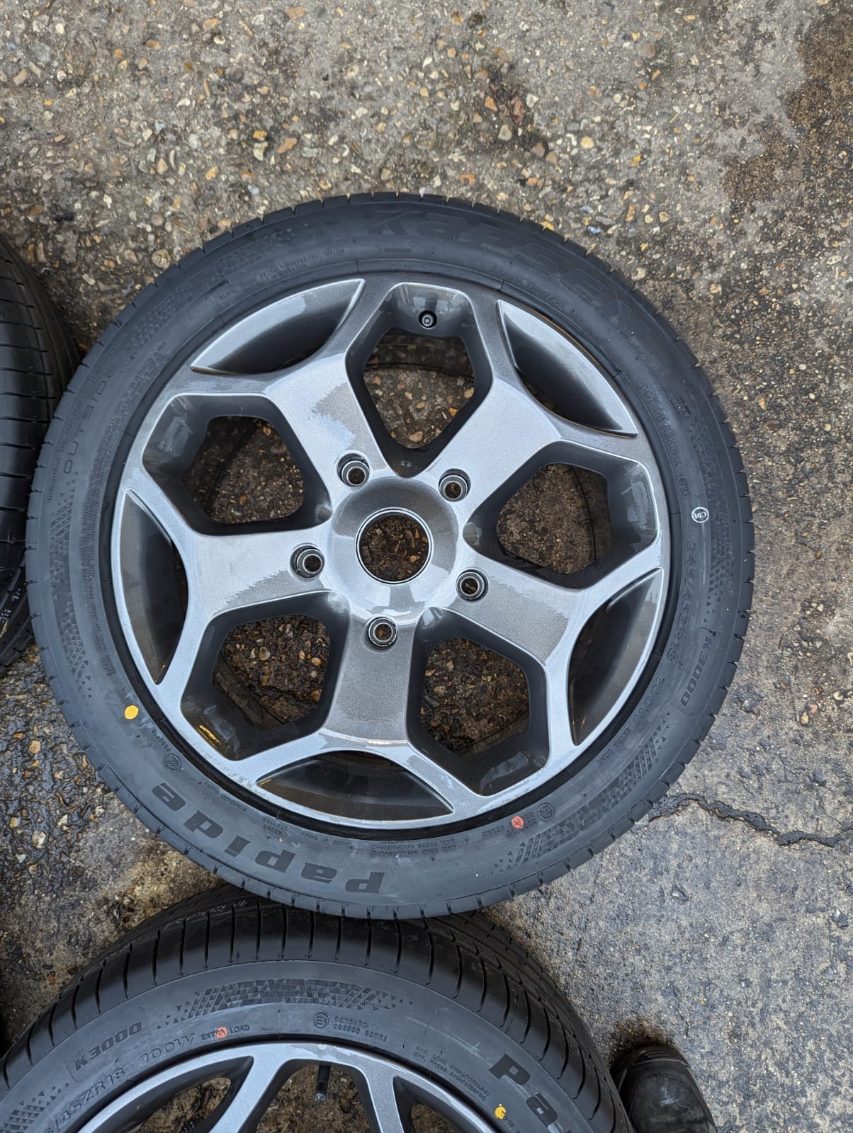 18" FORD TRANSIT ST STYLE ALLOY WHEELS / NEW TYRES - Image 3