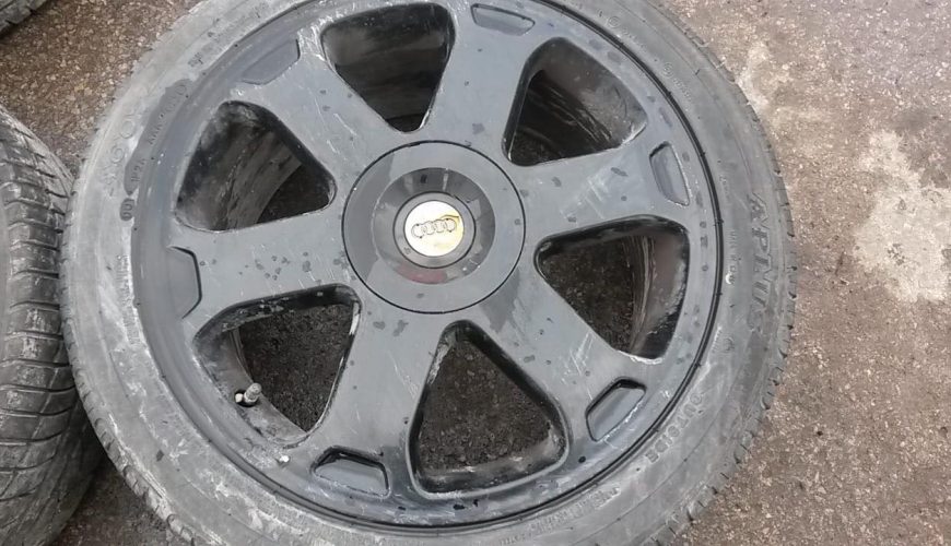 17" GENUINE AUDI S3 AVUS ALLOY WHEELS / TYRES