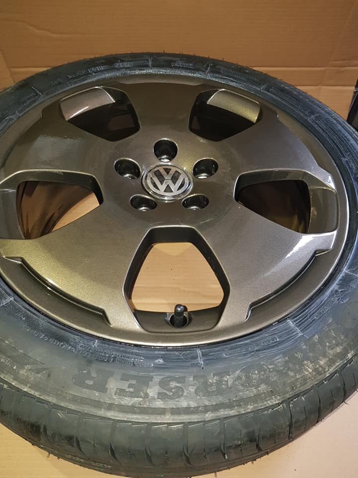 17" VOLKSWAGEN T4 ALLOY WHEEL / NEW TYRES