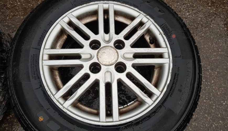 13" FIAT ALLOY WHEELS / TYRES - Image 2