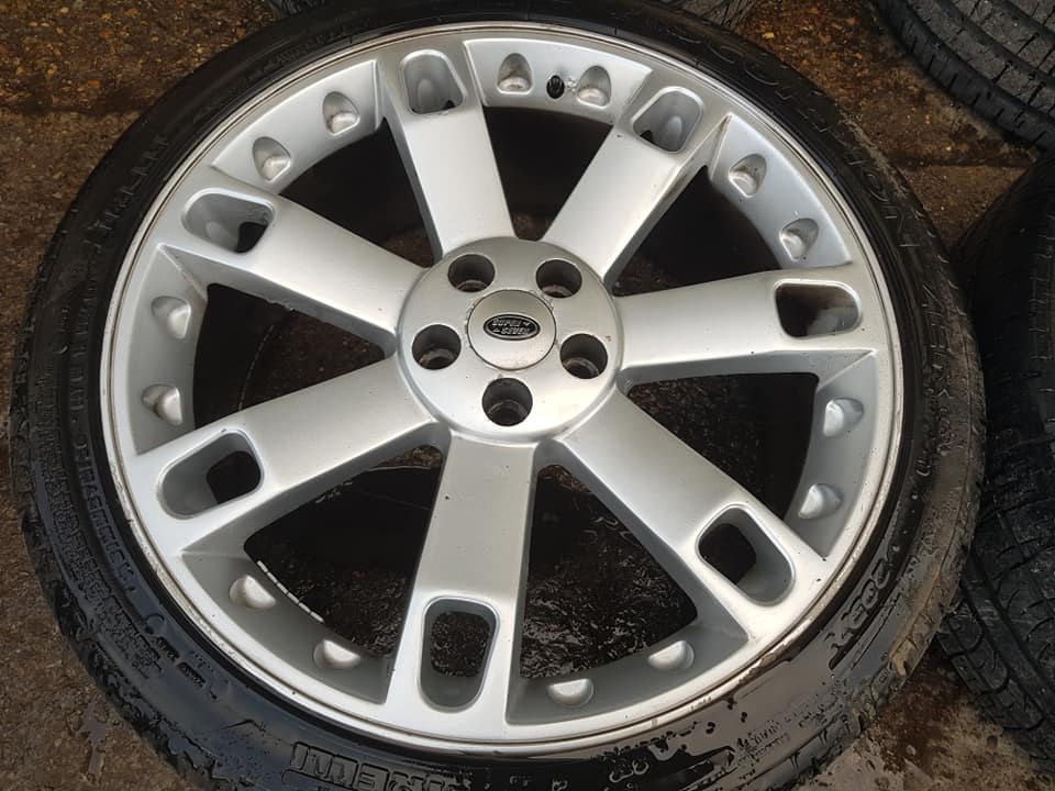 22" LAND ROVER SUPER SEVEN ALLOY WHEELS / TYRES