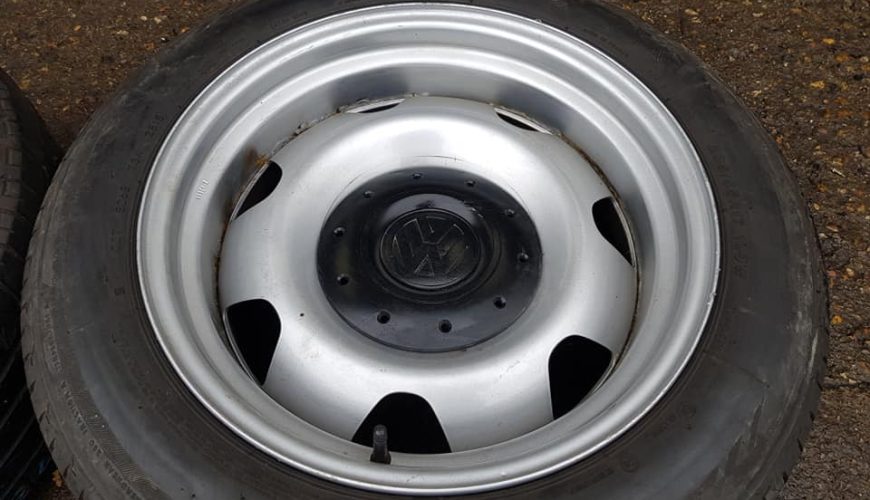 17" BANDED VOLKSWAGEN FAN BLADE WHEELS / TYRES - Image 2