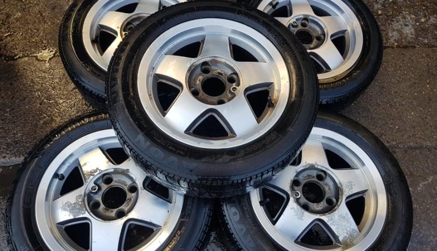 14" GENUINE FORD RS WHEELS / TYRES