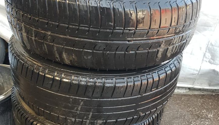 14" GENUINE FORD RS WHEELS / TYRES - Image 3
