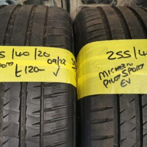 255 40 20 MICHELIN PILOT SPORT EV 3grmt4scae7kfmmfihw9ai.jpg