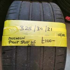 325 30 21 MICHELIN PILOT SPORT 4S TYRE.jpg