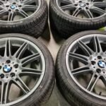 19" GENUINE BMW MV4 ALLOY WHEELS / NEW TYRES