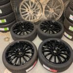19" Genuine Mercedes Amg Turbine Alloy Wheels / New Tyres