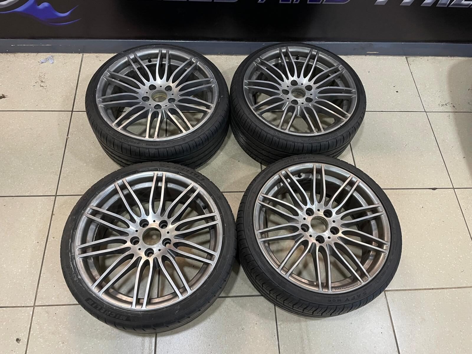 1-7-rotated-1.jpg 19" GENUINE BMW STYLE 269M ALLOY WHEELS / TYRES - Image 1