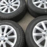 15" VOLKSWAGEN GOLF MK5 ALLOY WHEELS WITH GOOD TYRES