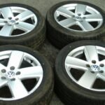 17" GENUINE VOLKSWAGEN ALLOY WHEELS / TYRES - T4
