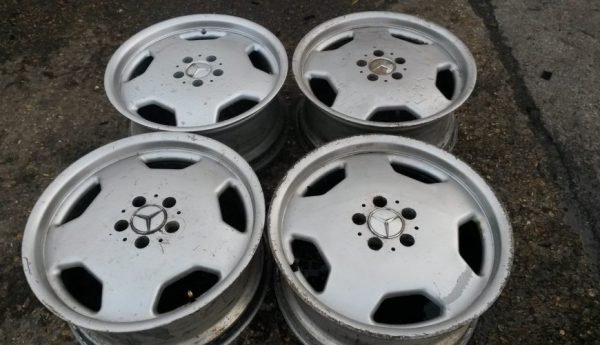 18" MERCEDES AMG MONOBLOCK STYLE ALLOY WHEELS - Image 1