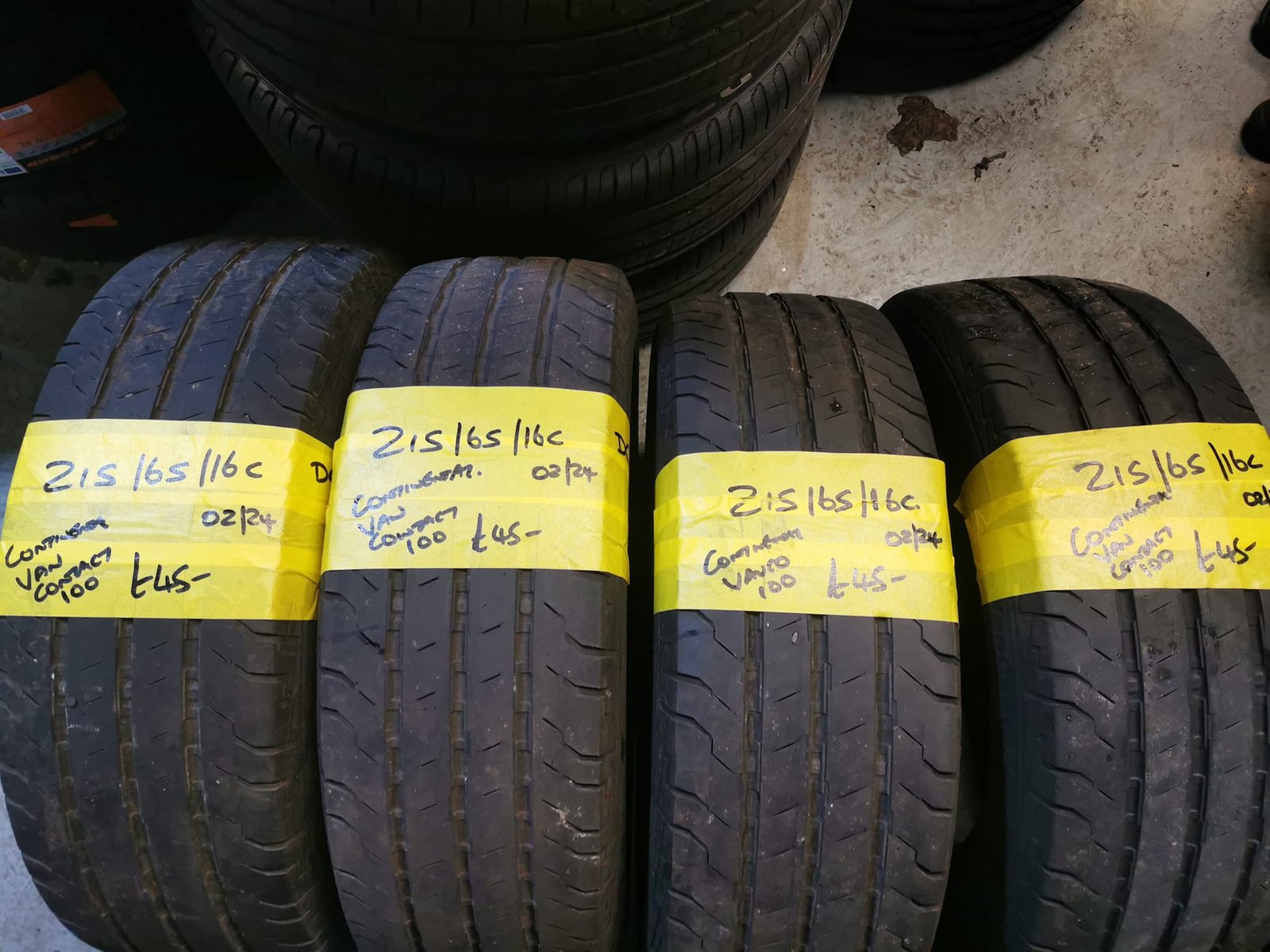 215-65-16C.jpg 215 / 65 / 16C CONTINENTAL VAN CONTACT 100 TYRES - Image 1