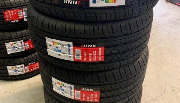 19" BMW LE MANS STYLE ALLOY WHEELS / NEW TYRES - Image 4