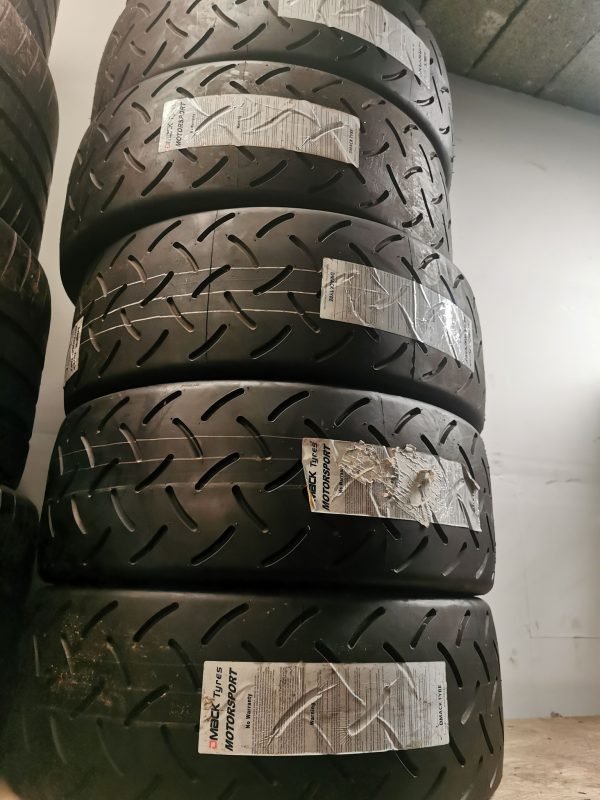 225 / 40 / 18 NEW  D MACK MOTORSPORT RACE TYRES - 40 AVAILABLE - Image 1