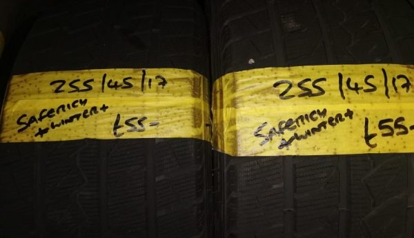 255 / 45 / 17 SAFERICH FRC 79 WINTER TYRES - Image 1