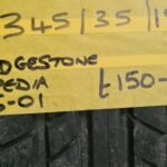 345 35 18 BRIDGESTONE EXPEDIA S01 TYRE
