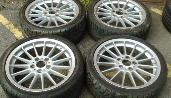18" GENUINE BMW STYLE 32 ALLOY WHEELS / TYRES STAGGERED SET - Image 1