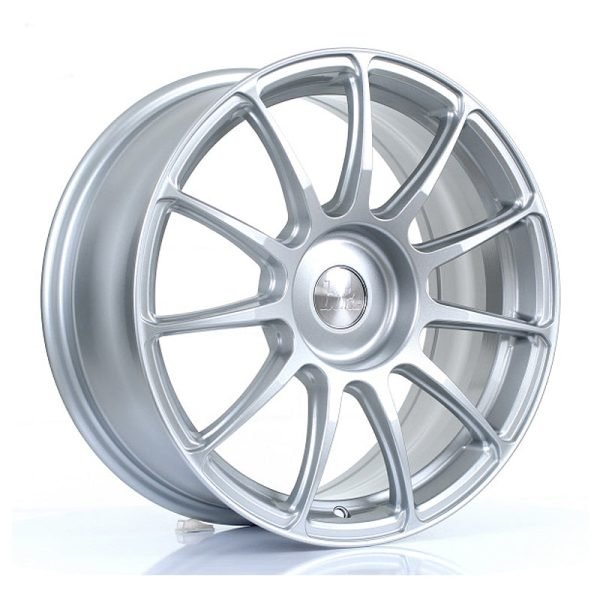BOLA VST 17x7.5 ET40-45 4x114 CRYSTAL SILVER - Image 1