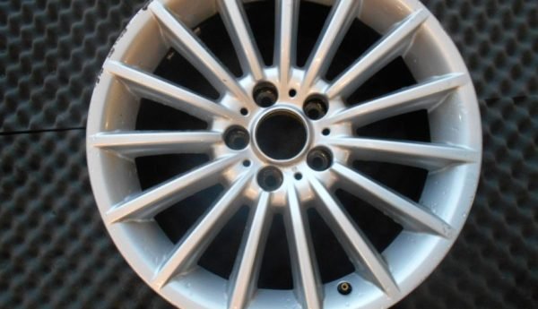 18" GENUINE BMW STYLE 237 ALLOY WHEEL - Image 1