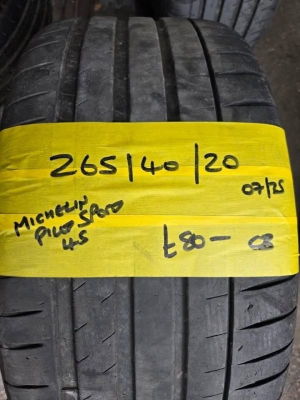 265 / 40 / 20 MICHELIN PILOT SPORT 4S TYRE - Image 1