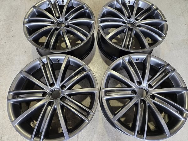 18" GENUINE VOLKSWAGEN TIGUAN ALLOY WHEELS - Image 1