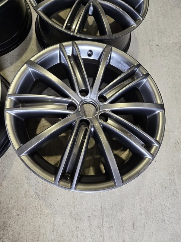 18" GENUINE VOLKSWAGEN TIGUAN ALLOY WHEELS - Image 6