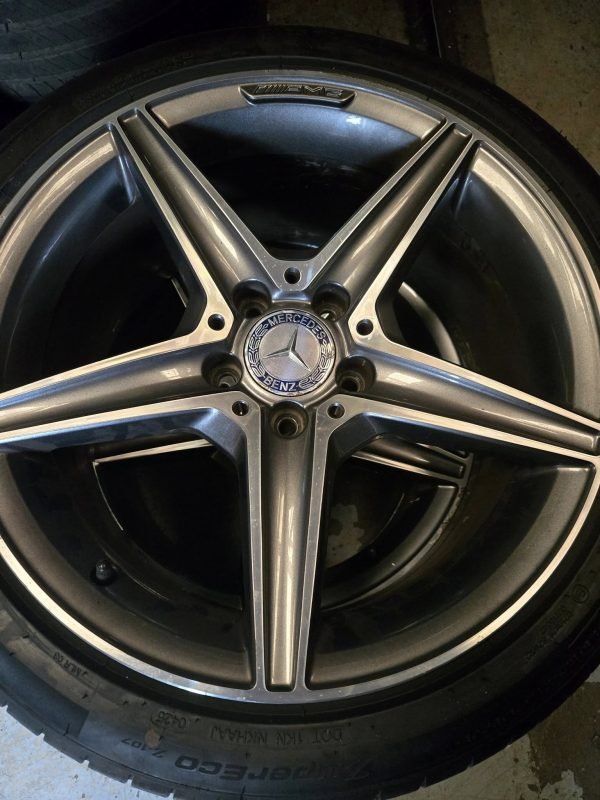 18" GENUINE MERCEDES AMG C CLASS W205 ALLOY WHEELS / TYRES - Image 1