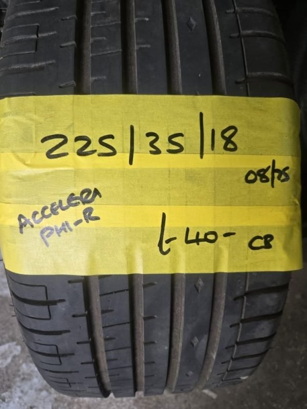 225 / 35 / 18  ACCELERA PHI-R TYRE - Image 1