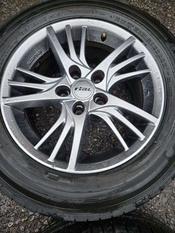 16"  RIAL VOLKSWAGEN T5 / T6 ALLOY WHEELS / TYRES - Image 3